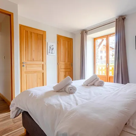 Mariejo, Sauna Et Charme Alpin * Saint-Marcel (Savoie)